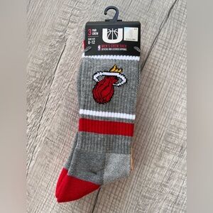 Miami Heat Basketball 3 Pair Crew Socks-Mens 3 PACK NEW /w Tags 6-12 19.99 MSRP